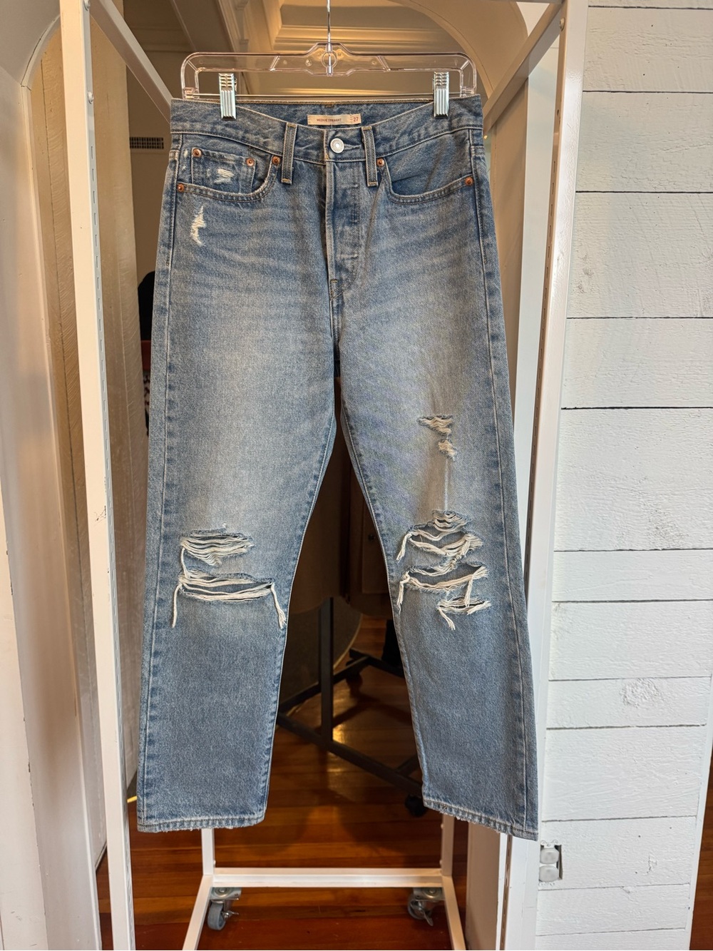 Levi’s 501 Straight Wedgie Jeans size 27